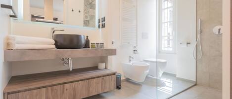 Apartment (1 Bedroom) | Bathroom | Shower, bidet, towels, soap