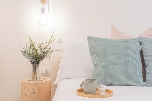 Enchanted Como Lake - City Apartment 2 by Rent all Como