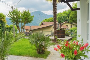 Apartamento (Enchanted Como Lake - Apartment 1) | Vistas al jardín