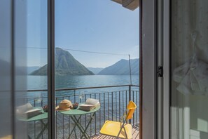 Apartment (1 Bedroom) | Balcony - Il Timone by Rent all Como (Colonno)