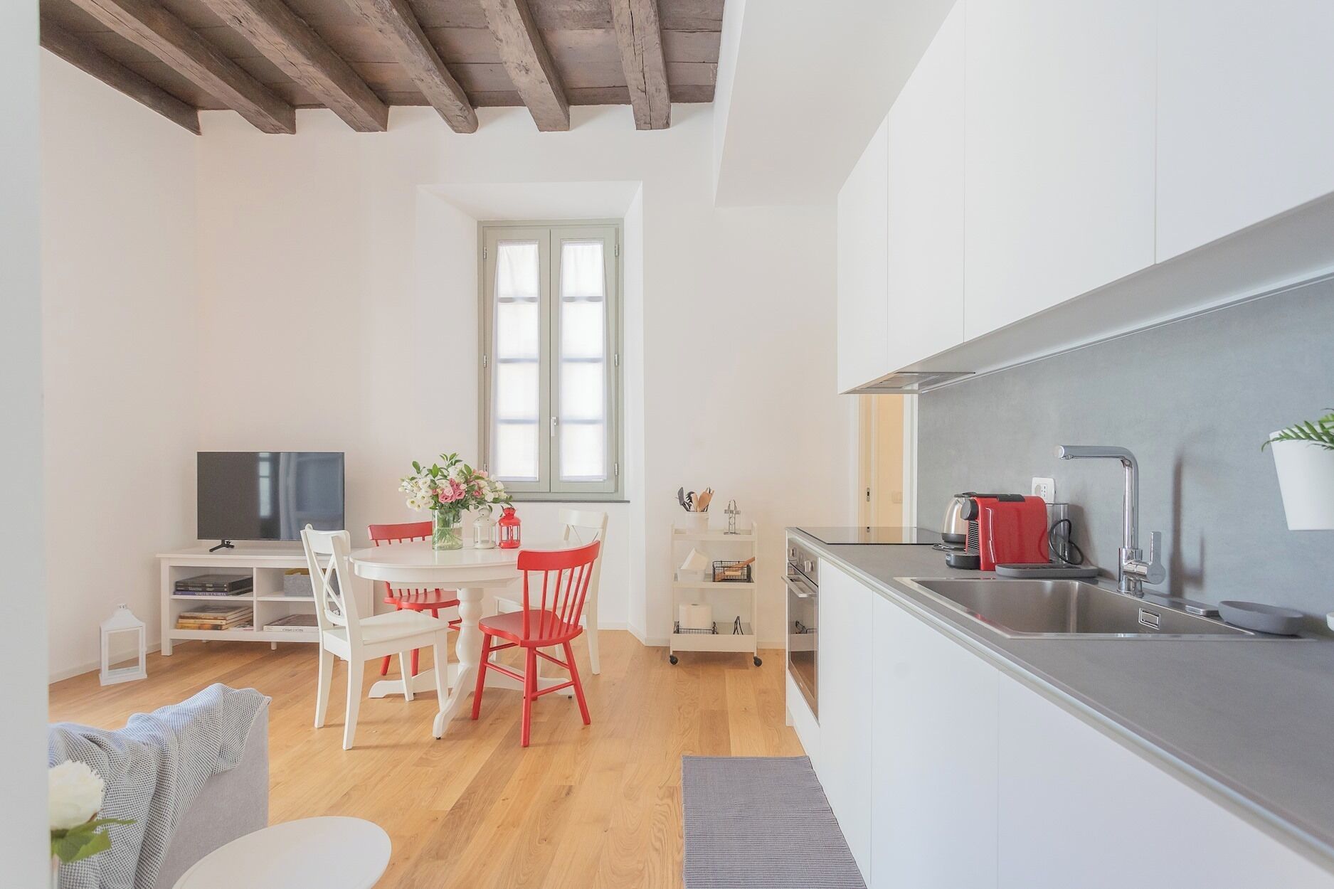 Apartamento (1 Bedroom) | Cozinha americana privada | Geladeira, fogão, máquina de café expresso, chaleira elétrica