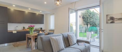 Apartment (1 Bedroom) | Living area | 32-inch Smart TV with digital channels