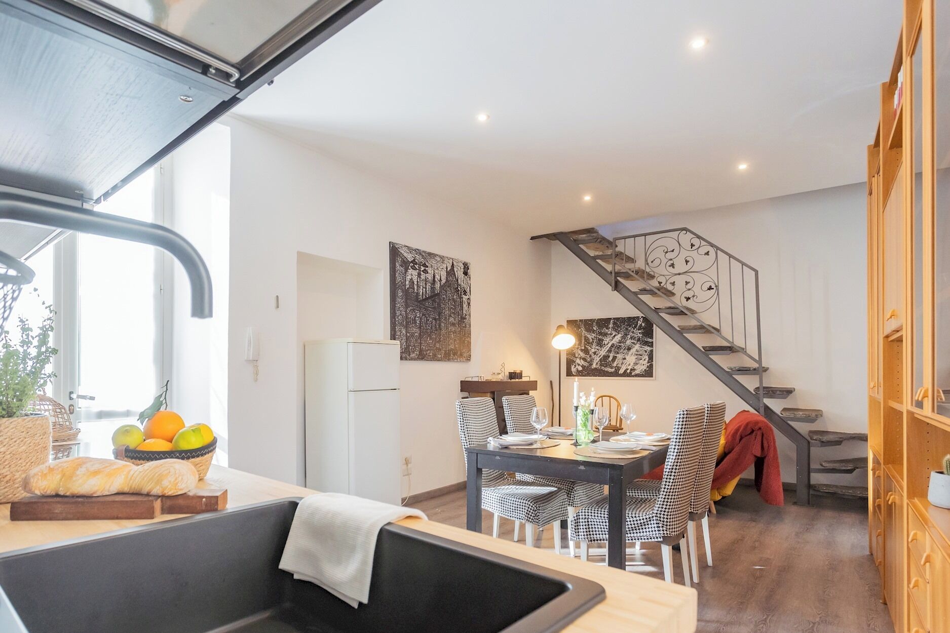 Huoneisto (2 Bedrooms) | Yksityinen keittiö | Täysikokoinen jääkaappi, uuni, espressokone, vedenkeitin