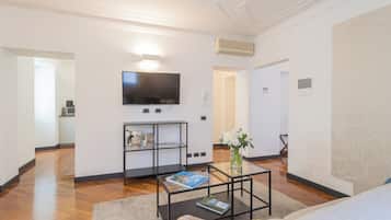 Apartament, 1 dormitori (Lake Holiday Como 2 - 3 floor) | Sala d'estar | Televisor intel·ligent