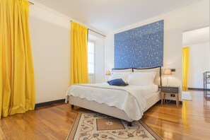 Apartment, 1 Bedroom (Lake Holiday Como 2 - 3 floor) | 1 bedroom, iron/ironing board, cribs/infant beds, bed sheets - Lake Holiday Como by Rent all Como (Como)