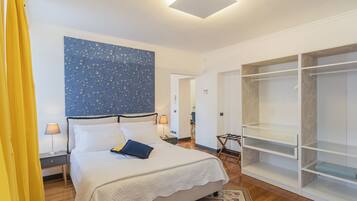 Appartamento, 1 camera da letto (Lake Holiday Como 2 - 3 floor) | 1 camera, ferro/asse da stiro, culle/letti per bambini (a pagamento)