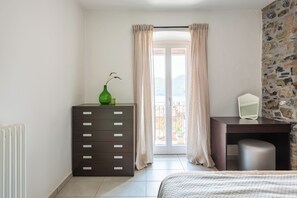 Apartment (1 Bedroom)