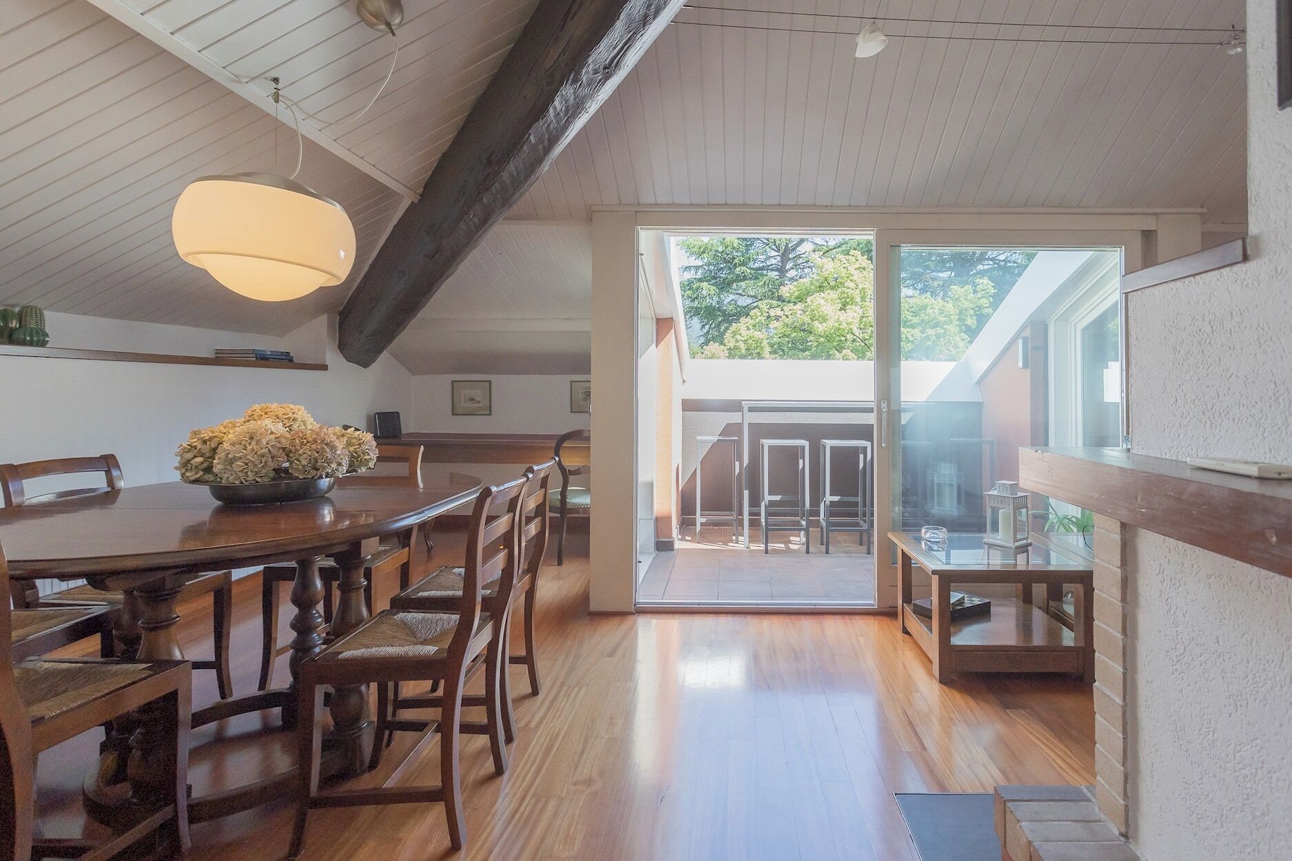 Apartment (3 Bedrooms) | Living area | 32-inch Smart TV with digital channels