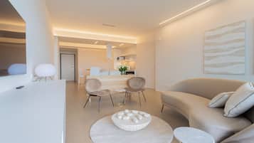 Appartement (1 Bedroom) | Coin séjour | Télévision
