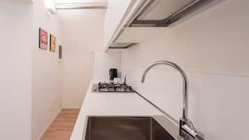 Apartment, 1 Bedroom (Lovely Corner near Bellagio) | Private kitchen | Fridge, oven, espresso maker, electric kettle