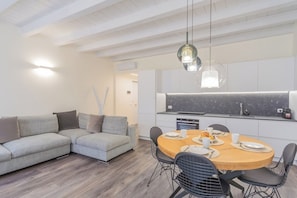 Apartment (1 Bedroom) | Living area - Modern & Stylish Apartment in Como City by Rent all Como (Como)