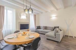 Apartment (1 Bedroom) | Living area - Modern & Stylish Apartment in Como City by Rent all Como (Como)