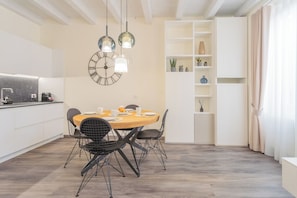 Apartment (1 Bedroom) | Living area - Modern & Stylish Apartment in Como City by Rent all Como (Como)