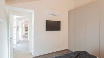 Appartamento (2 Bedrooms) | Vista dalla camera