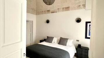 1 Schlafzimmer, Schreibtisch, BĂŒgeleisen/BĂŒgelbrett, kostenloses WLAN
