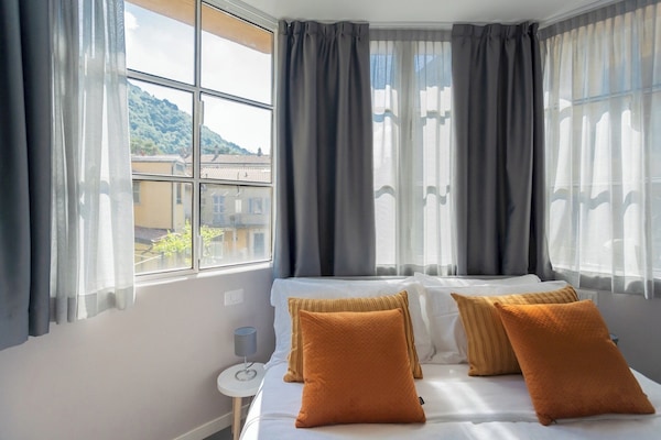 Apartment (Sant'Agostino 180-degree Window) | 1 bedroom, iron/ironing board, bed sheets