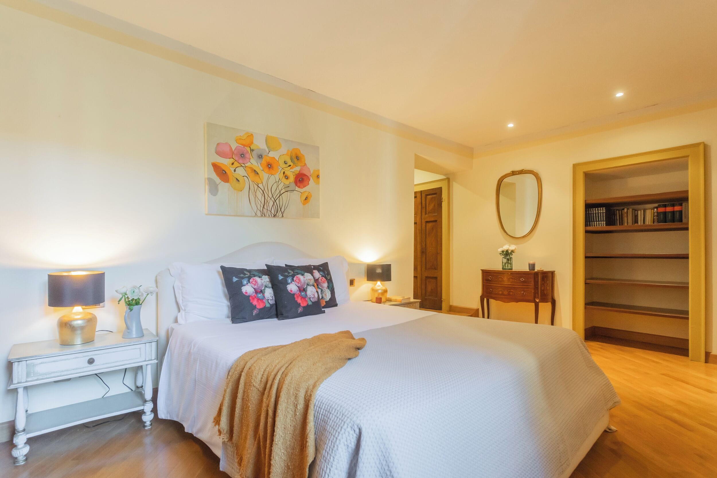 Biệt thự (5 Bedrooms) | 5 phòng ngủ, bàn ủi/dụng cụ ủi quần áo, bộ trải giường 