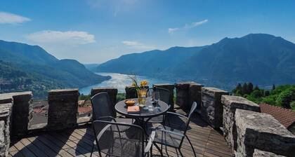 Villa Torre di Palanzo With Magnificent View by Rent all Como