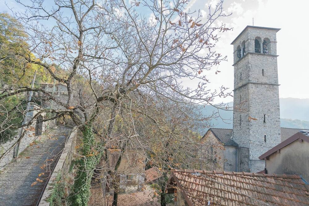 Villa Torre di Palanzo With Magnificent View by Rent all Como