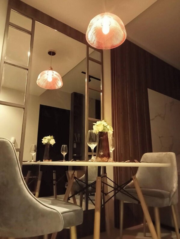 Dining - Sweet Escape 7P at One Regis (Bacolod)