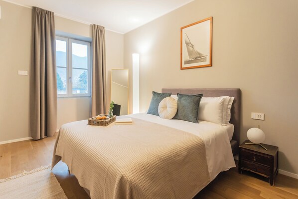 Departamento (1 Bedroom) | 1 habitación y espacio para trabajar con laptop 