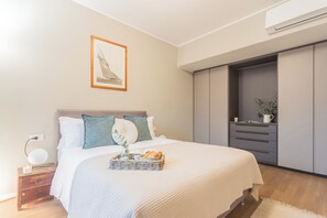 Apartment (1 Bedroom) | 1 bedroom, laptop workspace, iron/ironing board, bed sheets - V. Suite on Lake Como by Rent all Como (Como)