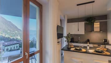 apartman (1 Bedroom) | Privát konyha | Sütő, kávéfőző, elektromos vízforraló és etetőszék