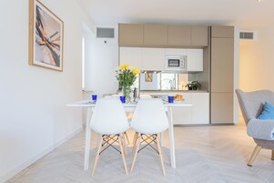 Apartamento, 2 quartos (2 Bedrooms) | Área de estar