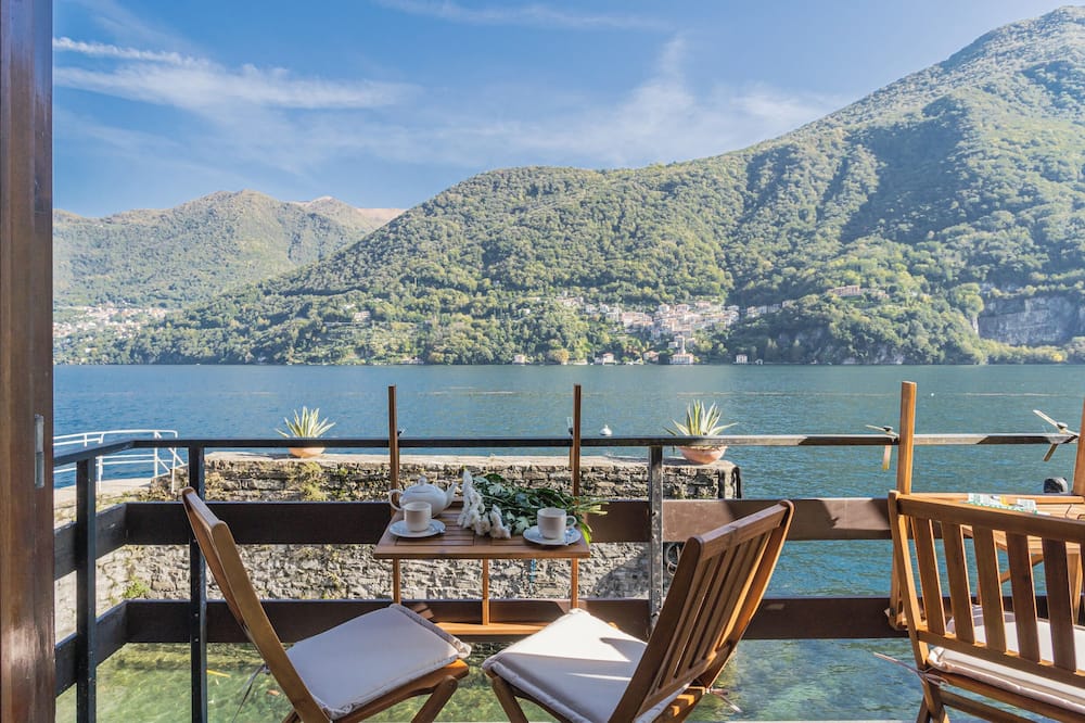 Your Private Harbour Nearby George Clooney by Rent all Como