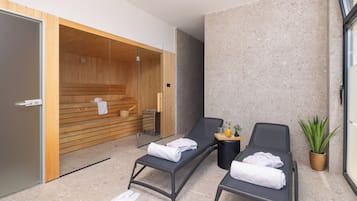 Bastu, bubbelpool, ångbastu och massage