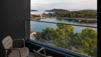 Superior suite with sea view balcony | Balcony