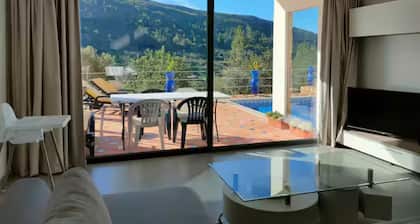 Casa Diospiro Modern Villa Villa with private swimming pool 4+2P