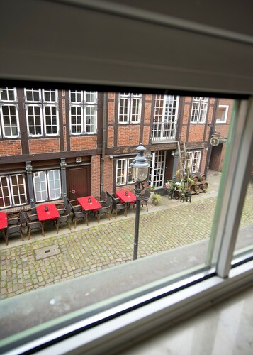 Elbphilharmonie Suite - Exclusive vacation apartments in the heart of Hamburg