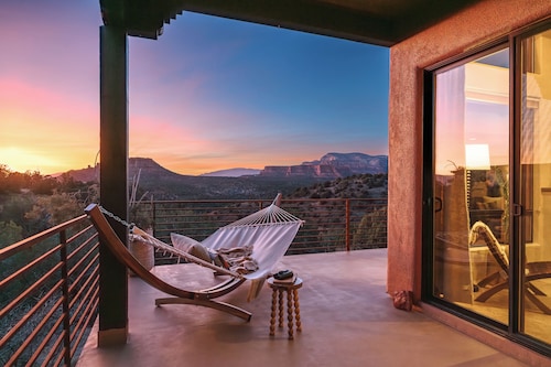 Sedona's Best Villa - Best Views, Sunsets, Pool