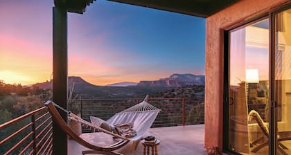Sedona's Best Villa - Best Views, Sunsets, Pool