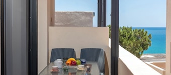 Plaka Center Retreat