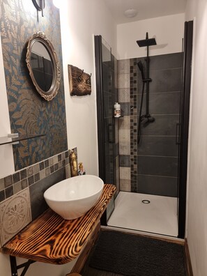 Departamento superior, para no fumadores, cocina | Baño