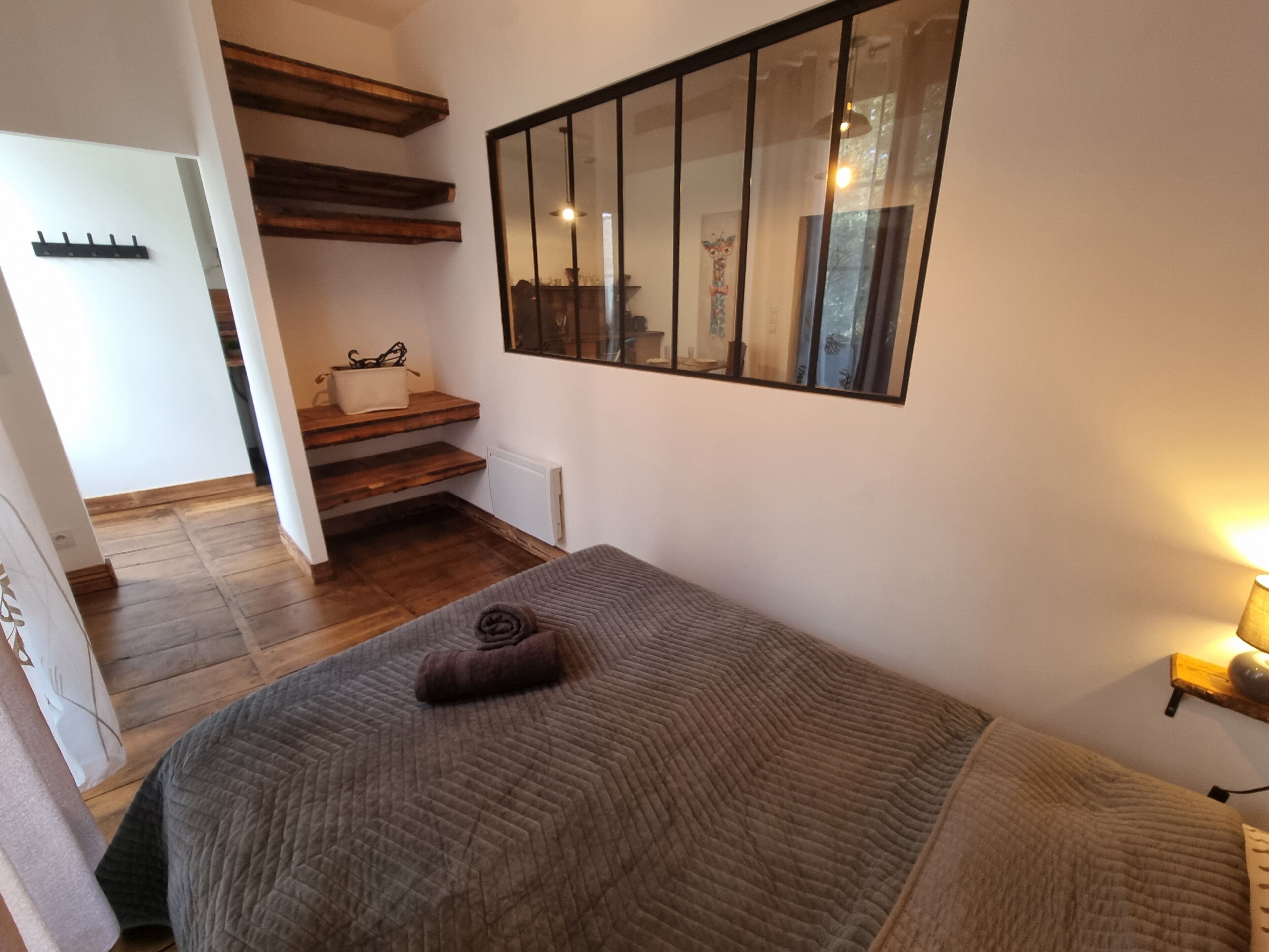 Superior appartement, niet-roken, keuken | Verduisterende gordijnen, een strijkplank/strijkijzer, gratis wifi