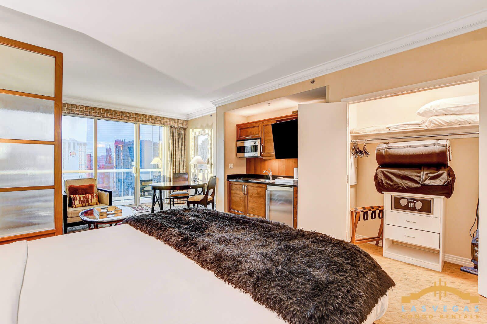 Strykejern/-brett, wi-fi og sengetøy