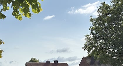 Ferienhaus am Kanal auf 140qm für bis zu 7 Personen und Hunde!