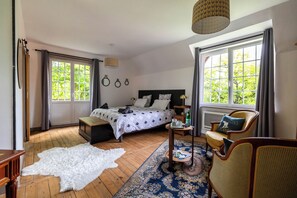 5 chambres, Wi-Fi gratuit, draps fournis