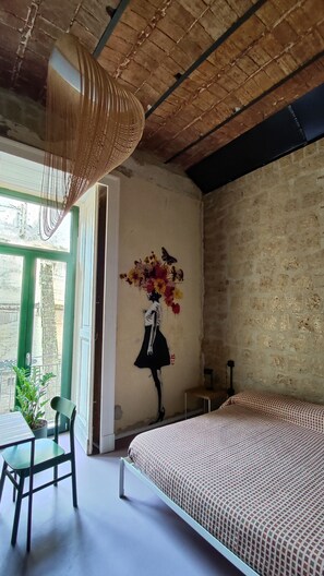 Bügeleisen/Bügelbrett, WLAN, Bettwäsche