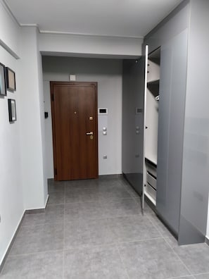 4 bedrooms, desk, soundproofing - Academys Modern Apartments by Athens Urban Retreat (Athens)