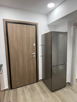 4 bedrooms, desk, soundproofing - Academys Modern Apartments by Athens Urban Retreat (Athens)