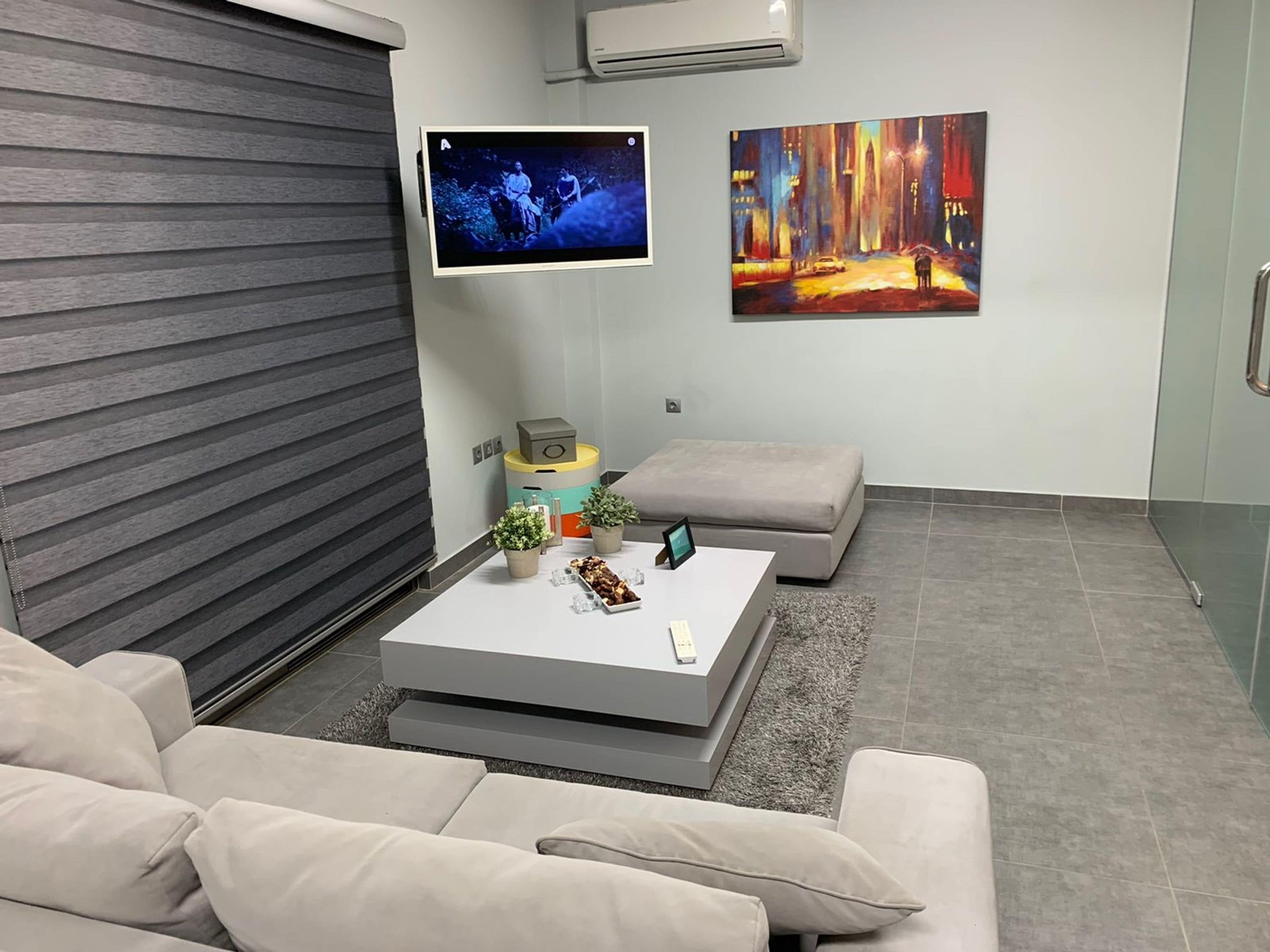 Apartemen, Boleh Merokok | 4 kamar tidur, meja kerja, dan kedap suara