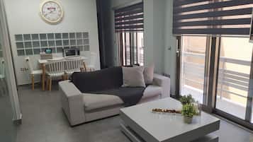 Apartamento, fumadores | 4 dormitorios, escritorio, sistema de insonorización