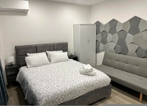 Apartment | 4 bedrooms, desk, soundproofing - Academys Modern Apartments by Athens Urban Retreat (Athens)