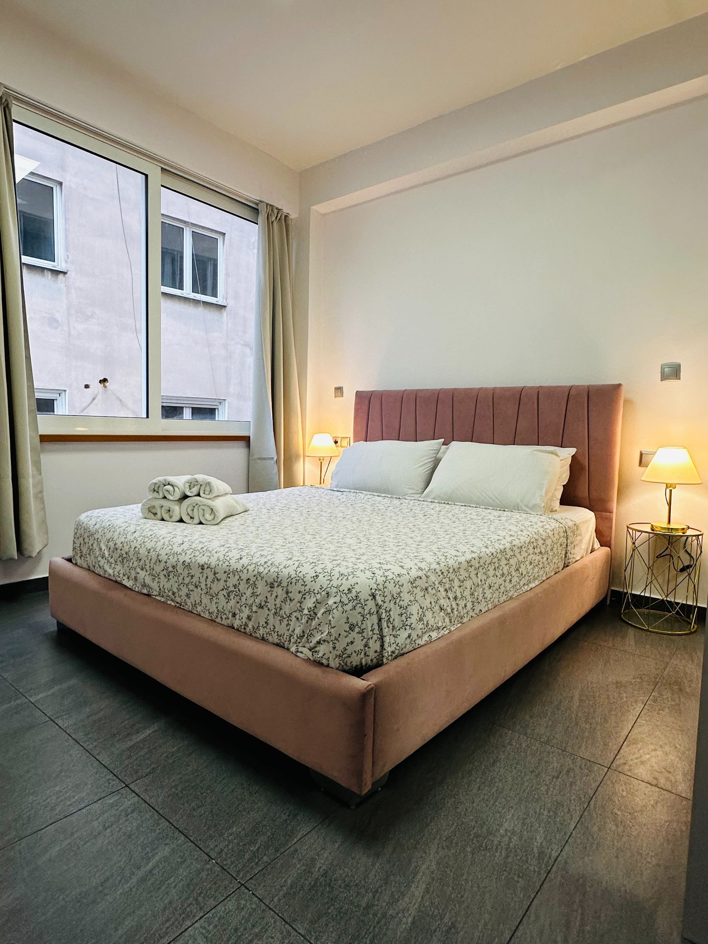 Leilighet, røyk | 3 soverom og skrivebord