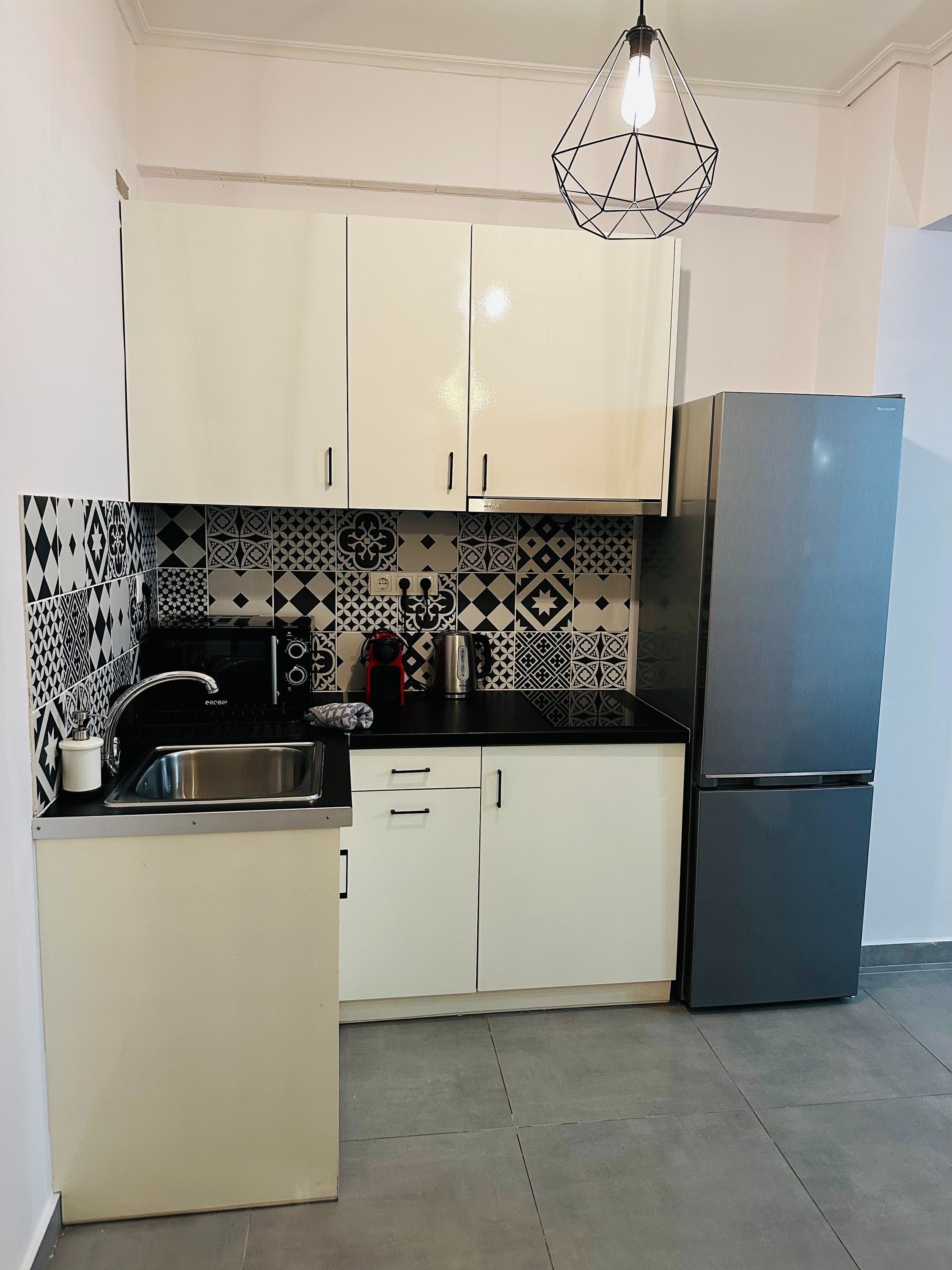 Lägenhet - rökare | 3 sovrum och skrivbord