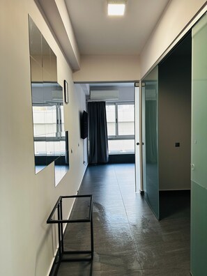 Departamento, para fumadores | 3 habitaciones y escritorio 